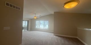 Beautiful spacious 3 bedroom, 2 bathroom condo in highly sought after Stonegate Park Guell Gallery 10