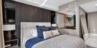 200 Biscayne Boulevard Way Gallery 24