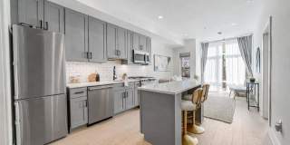 1510 N CAPITOL NW Gallery 1