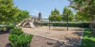 23595 KINGSDALE Terrace Gallery 37