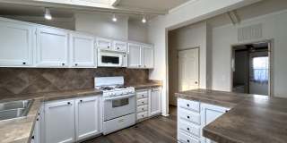 AVAILABLE NOW!! 2 Bed 2 Bath Home in Thousand Palms!! MOVE IN SPECIAL 50% OFF ONE MONTHS RENT! Gallery 1