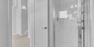 Stunning 3-bedroom, 4-bathroom townhouse! Gallery 28