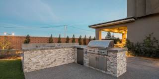 Luxury Home located in The Ridges of Summerlin Gallery 38