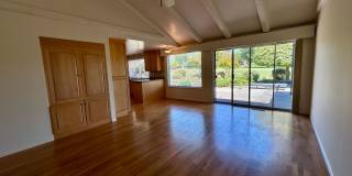 266 Valley Oaks Drive Gallery 9
