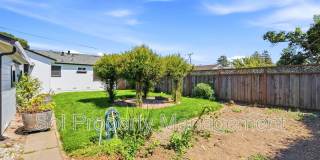 1863 43rd Avenue Gallery 32