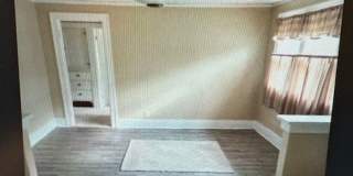 1212 N Frink St Gallery 6