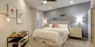Farmhouse Gallery 17