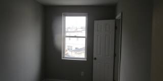 Spacious Front-Porch Row - Oak Lane Gallery 1