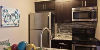 Camelot East Apartments Gallery 2