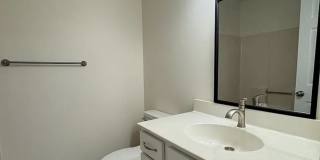 723 Hemlock Street - 1 Gallery 10