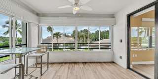 827 Oak Harbour Drive Gallery 18