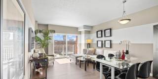 The Centerpoint The Centerpoint Gallery 32