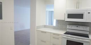 2851 NE 183rd St Gallery 8