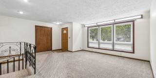 4 Bedroom Lincoln Ranch Home! Gallery 4