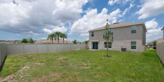 Available now in Wimauma | Spacious 5BR Home with 2,600+ Sqft Gallery 39