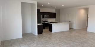 9427 E Alfalfa Dr, Florence, AZ 85132 | FREE June Rent + No Application Fee | 5 Bed, 3 Bath Home for $1,895/Month Gallery 1