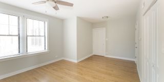 3618 North Marshfield Ave. Apt. Gallery 13