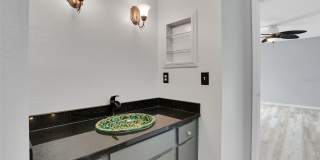 15217 W POND WOODS Drive Gallery 28
