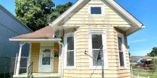 Large 3 bedroom home in West Louisville Available Now Gallery 1