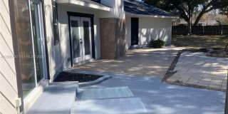 2020 NE 11th Place Gallery 3