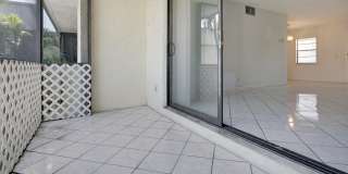 825 NW 13th Street Gallery 14
