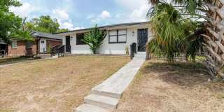 1134-1136 GILMORE Avenue Gallery 25