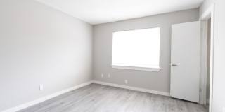 3141-04 Ashwood St Gallery 2