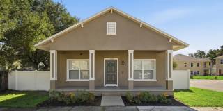 Seminole Heights 4-Bedroom Home with Fenced Yard & Community Amenities Gallery 1