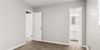 Pinewood Townhomes Gallery 17