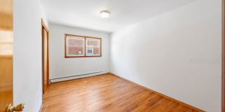 Large 3 Bedroom Apt + Private Office Space Gallery 24