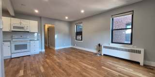 5635-5645 Hobart St. Gallery 9