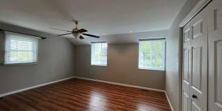 Luxurious 4 Bed 2.5 Bath in Hershey Gallery 40