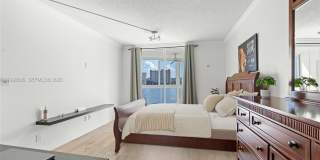 1170 NE 191st St Gallery 11