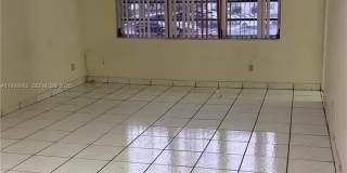 1400 NE 191st St Gallery 1