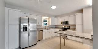 UPDATED 2-BEDROOM HOME IN SUN CITY CENTER 55+ COMMUNITY** Gallery 7