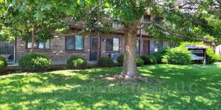 633 Oak Street Gallery 1