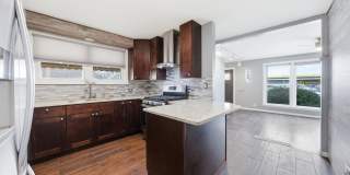4605 S Laramie Avenue Gallery 12