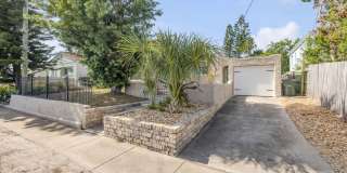 Renovated Spanish-Style 2/1 Beach Bungalow Just Steps to the Ocean! Gallery 4