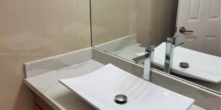 14421 N Kendall Dr Gallery 12