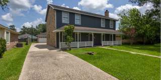 Spacious 6-Bedroom Beaumont Home with 3 Baths & 2-Car Garage Gallery 1