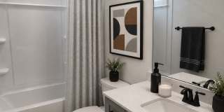Room in 3 Bedroom Home in Harrisburg Gallery 12