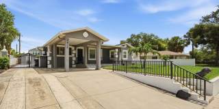 Beautiful S. Tampa 3BR/2BA remodeled home with covered parking in sought out school district. Gallery 3