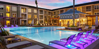 Riverhaus Creekside Apartments Gallery 22