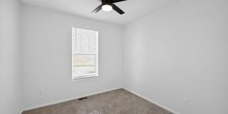 Spacious 4BR House with Beautiful Mountain Views! Gallery 9