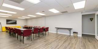 156 MAPLE Avenue E Gallery 16