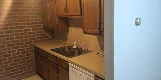Quiet 1 Bedroom Convenient to Hershey Med and Attractions Gallery 7
