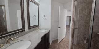 1612 North Torrey Pines Drive - 104#104 Gallery 20