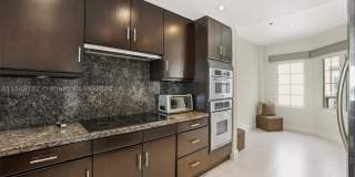 2442 Fisher Island Dr Gallery 12