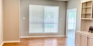 212 Landsburg Gallery 4