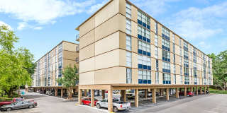 Lake Towers Apartments Gallery 13